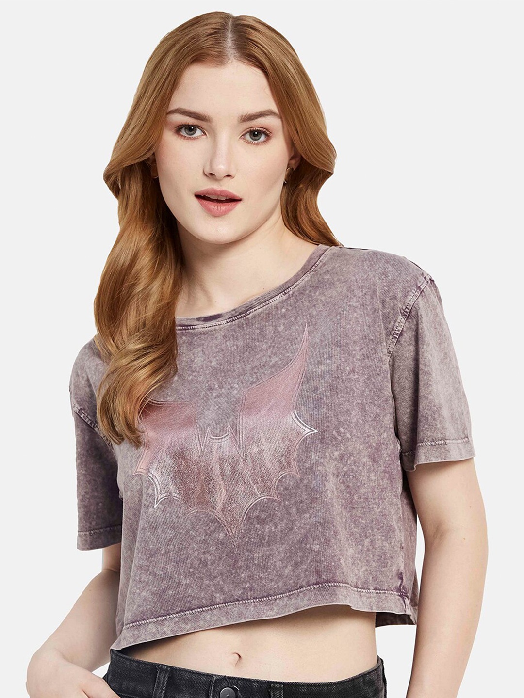

METTLE Women Batman Printed Cotton Crop T-shirt, Maroon