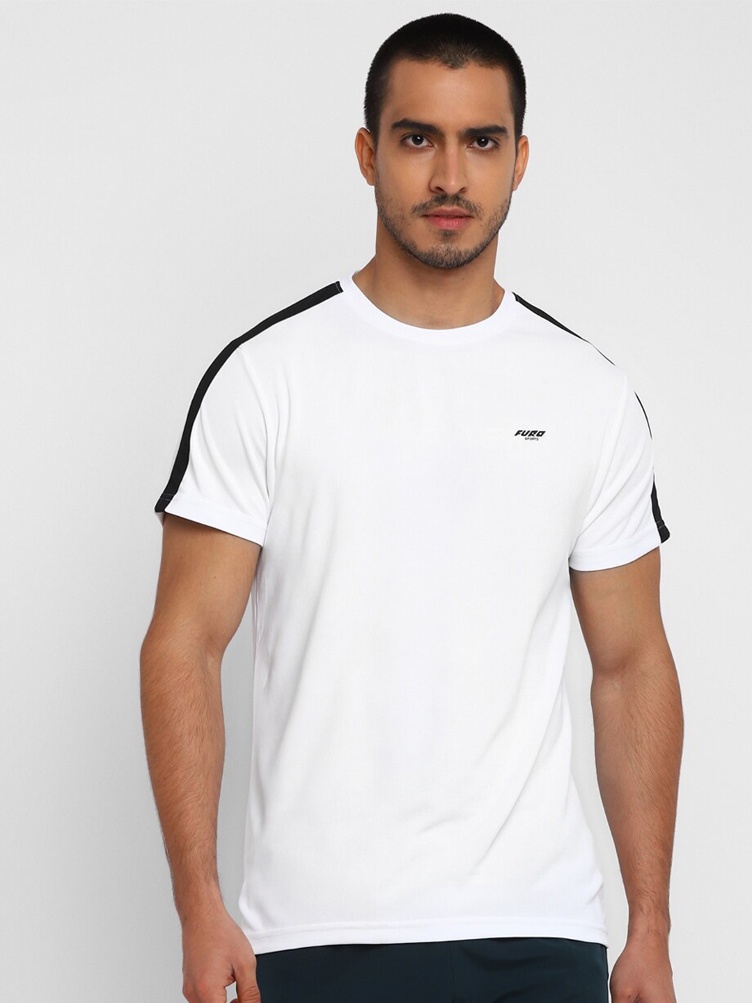 

FURO by Red Chief Monochrome Knitted Regular-Fit Sports T-shirt, White
