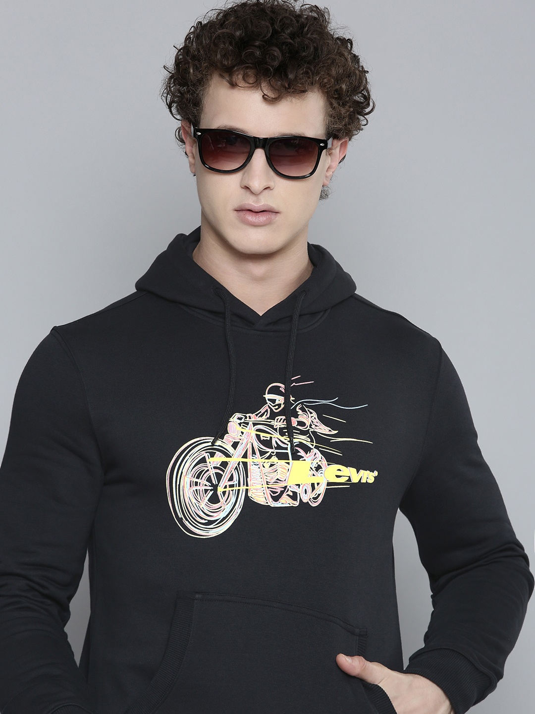 

Levis Printed Hooded Sweatshirt, Black
