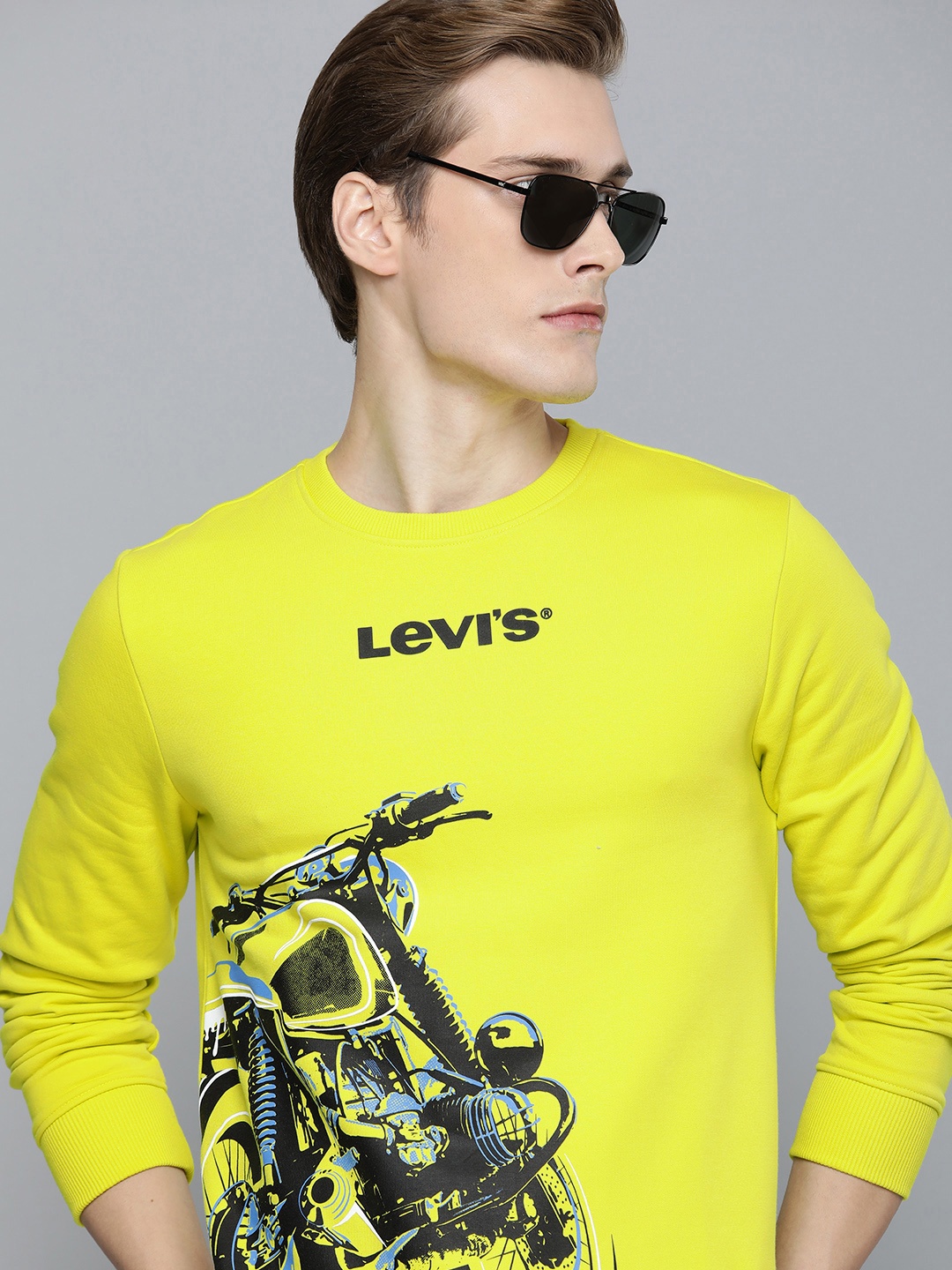 

Levis Graphic Printed Pullover Sweatshirt, Lime green