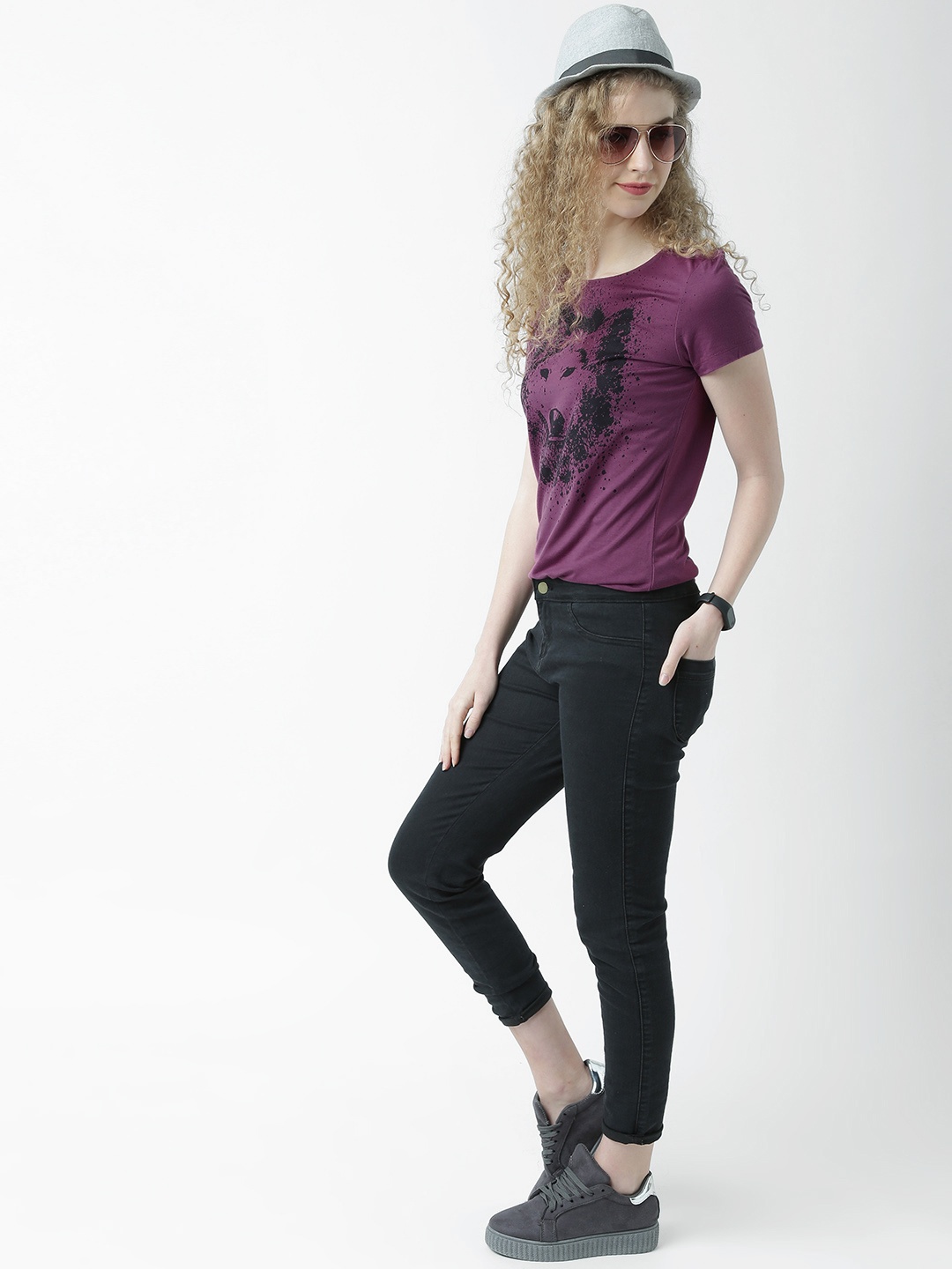 

Huetrap Women Purple Printed Round Neck T-shirt