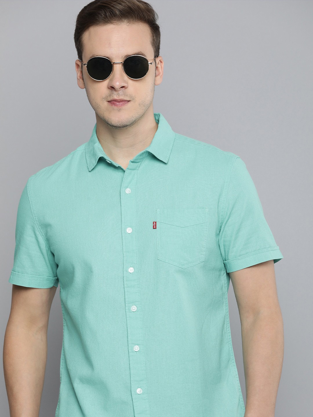 

Levis Pure Cotton Slim Fit Casual Shirt, Green