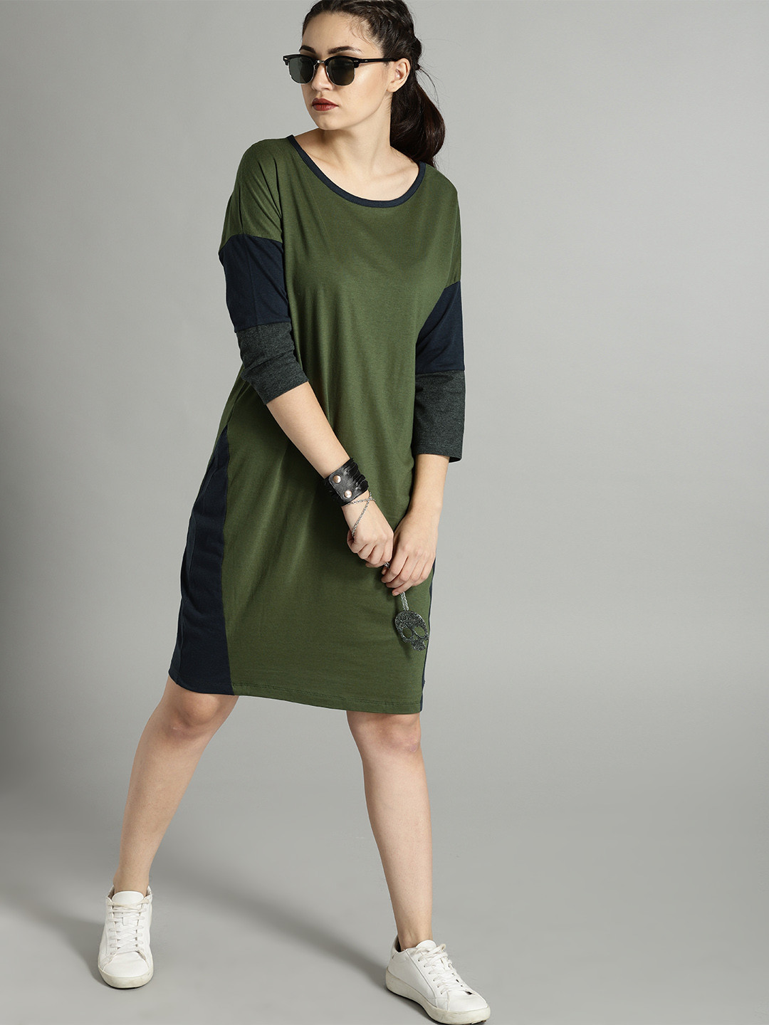 

Roadster Time Travlr Women Olive Green Solid A-Line Dress
