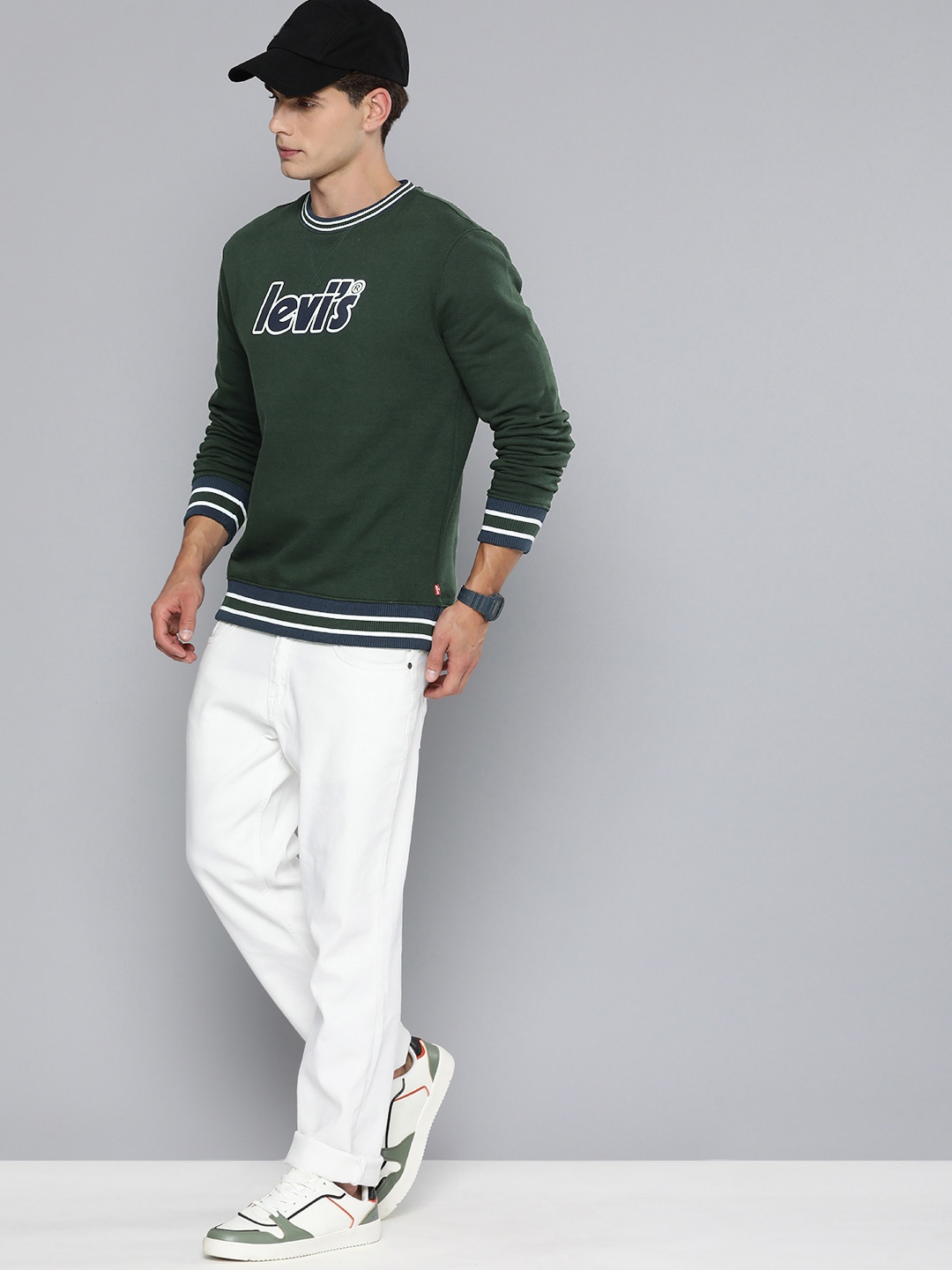 

Levis Brand Logo Printed Pullover Sweatshirt, Olive