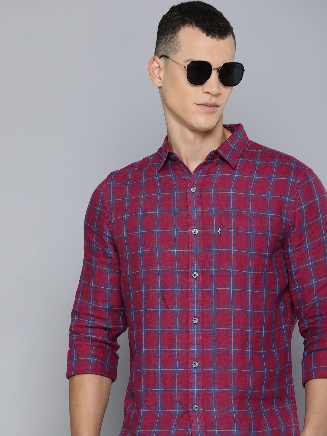 

Levis Pure Linen Slim Fit Tartan Checked Full Sleeves Casual Shirt, Red