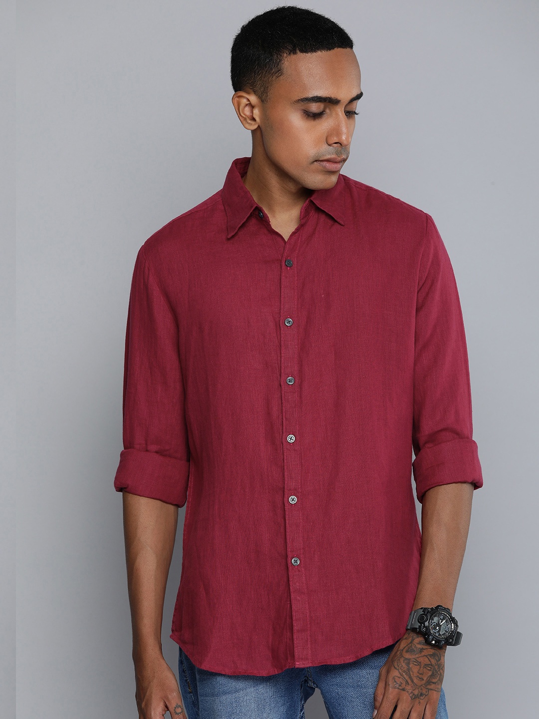 

Levis Linen Slim Fit Casual Shirt, Maroon