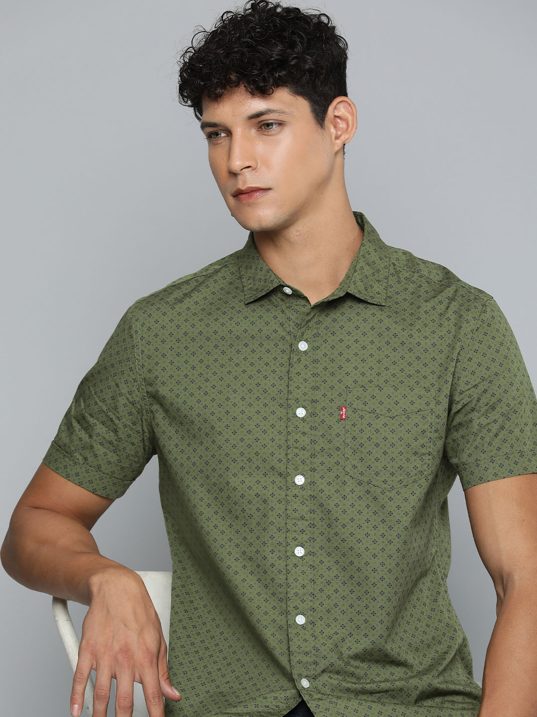 

Levis Slim Fit Printed Pure Cotton Casual Shirt, Olive