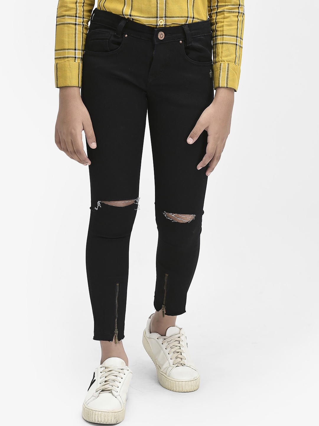

Crimsoune Club Girls Skinny Fit Slash Knee Stretchable Cropped Jeans, Black