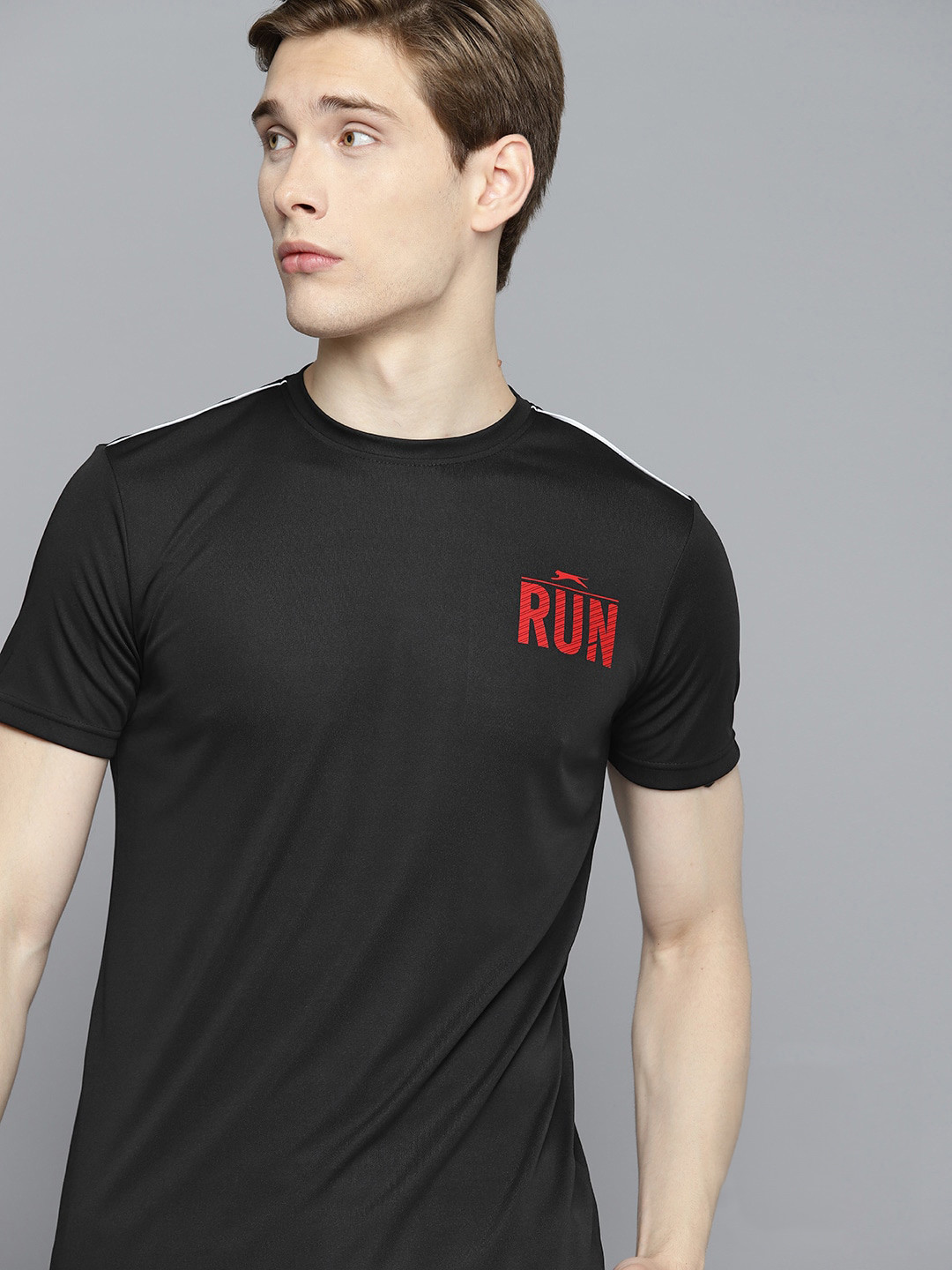

Slazenger Men Typography Printed Ultra Dry Sports T-shirt with Reflective Detail, Black
