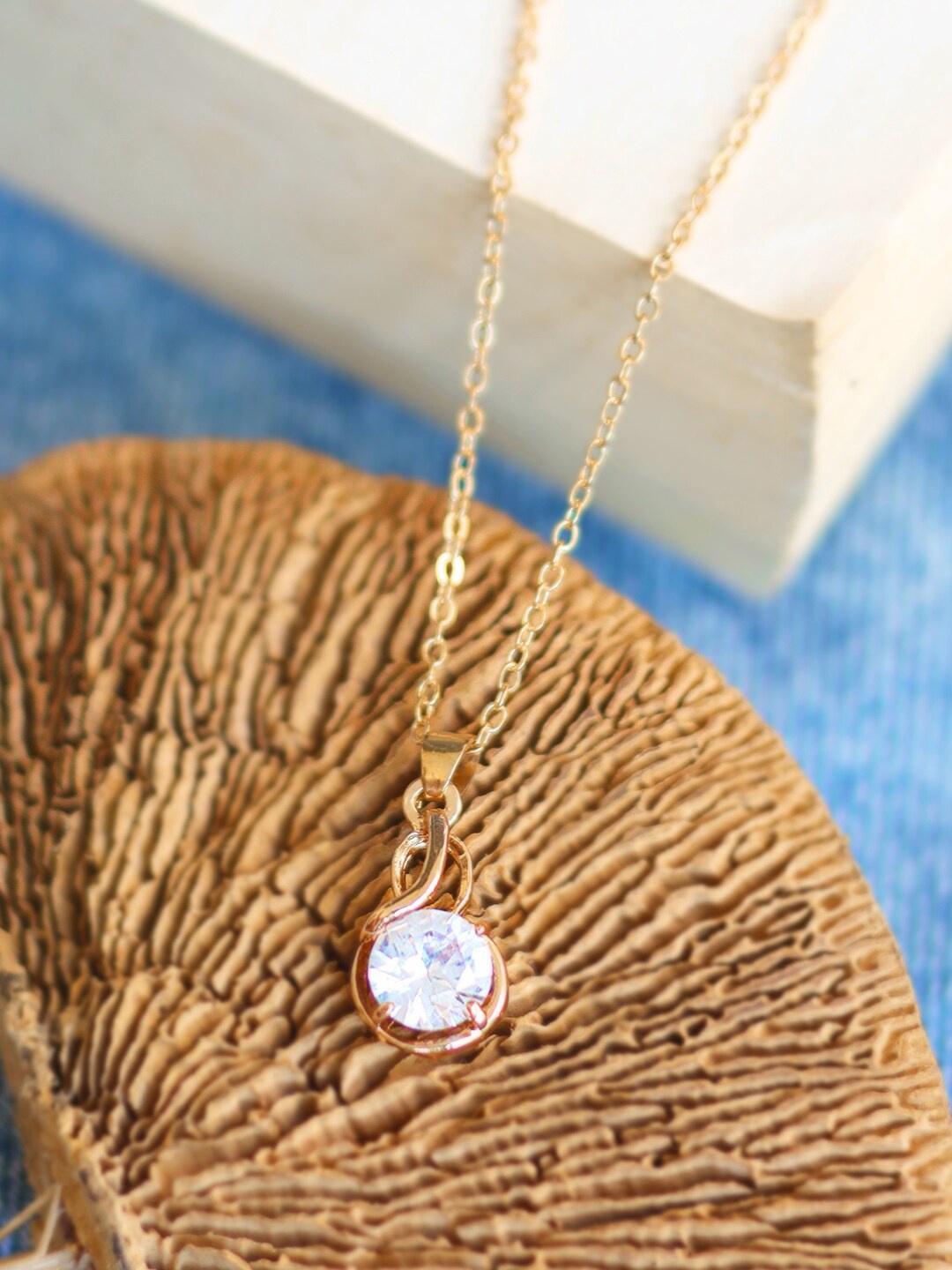 

Ayesha Gold-Plated Circular Drop Pendant With Chain