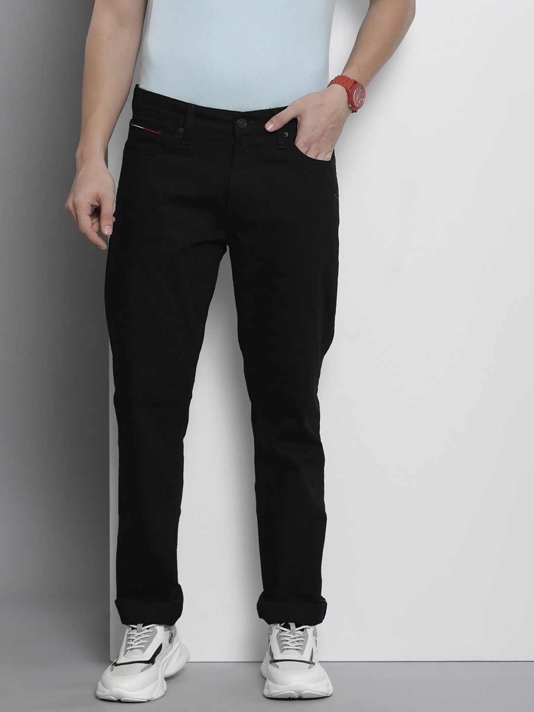 

Tommy Hilfiger Men Straight Fit Stretchable Jeans, Black