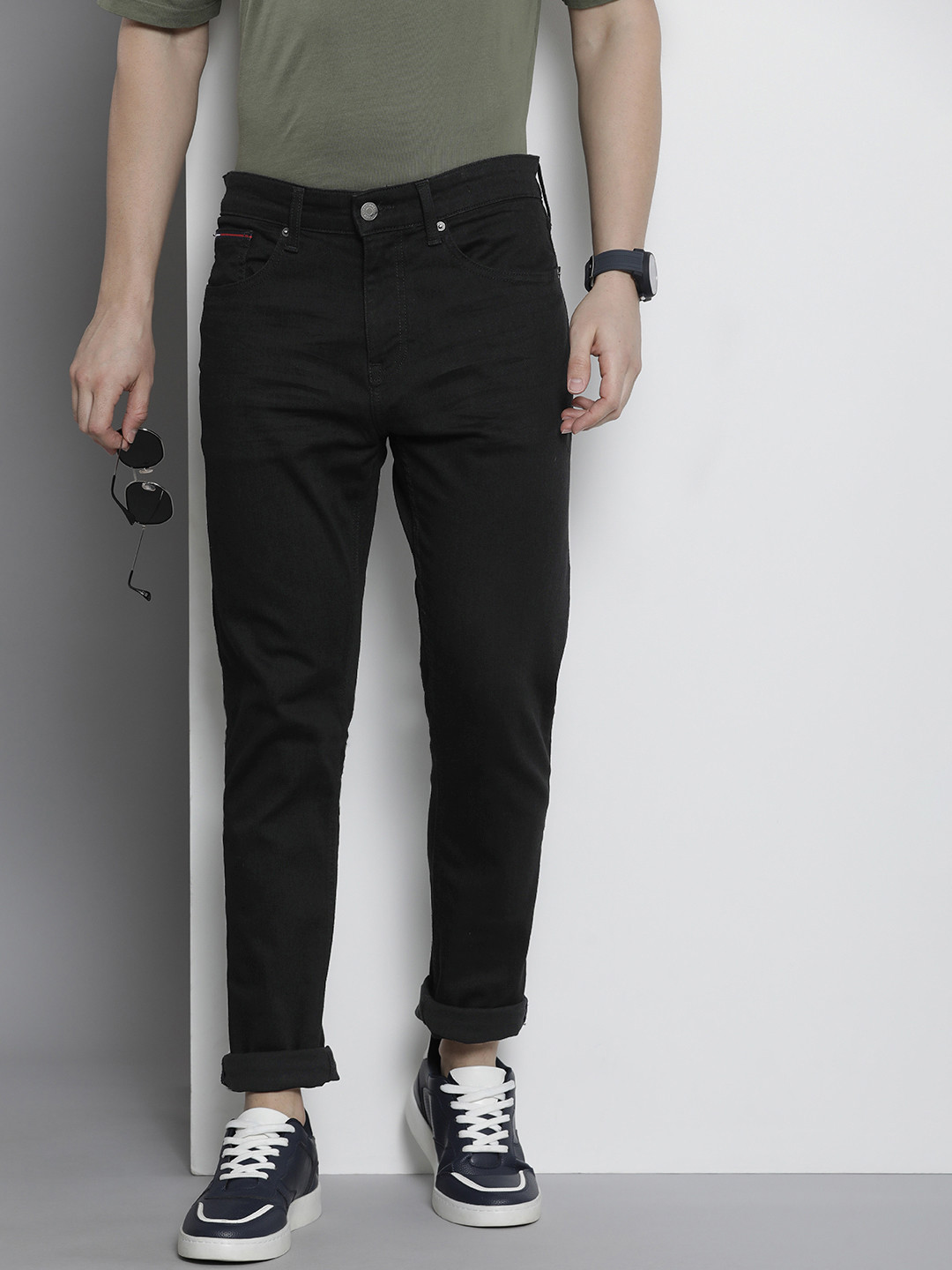 

Tommy Hilfiger Men Slim Fit Stretchable Mid-Rise Jeans, Black