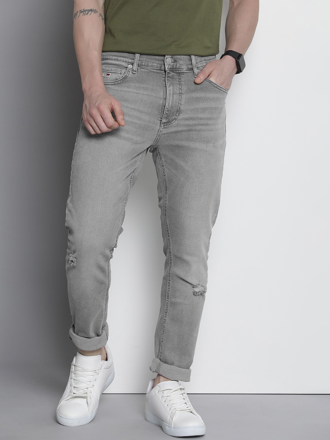 

Tommy Hilfiger Men Low Distress Stretchable Scanton Slim Fit Casual Jeans, Grey