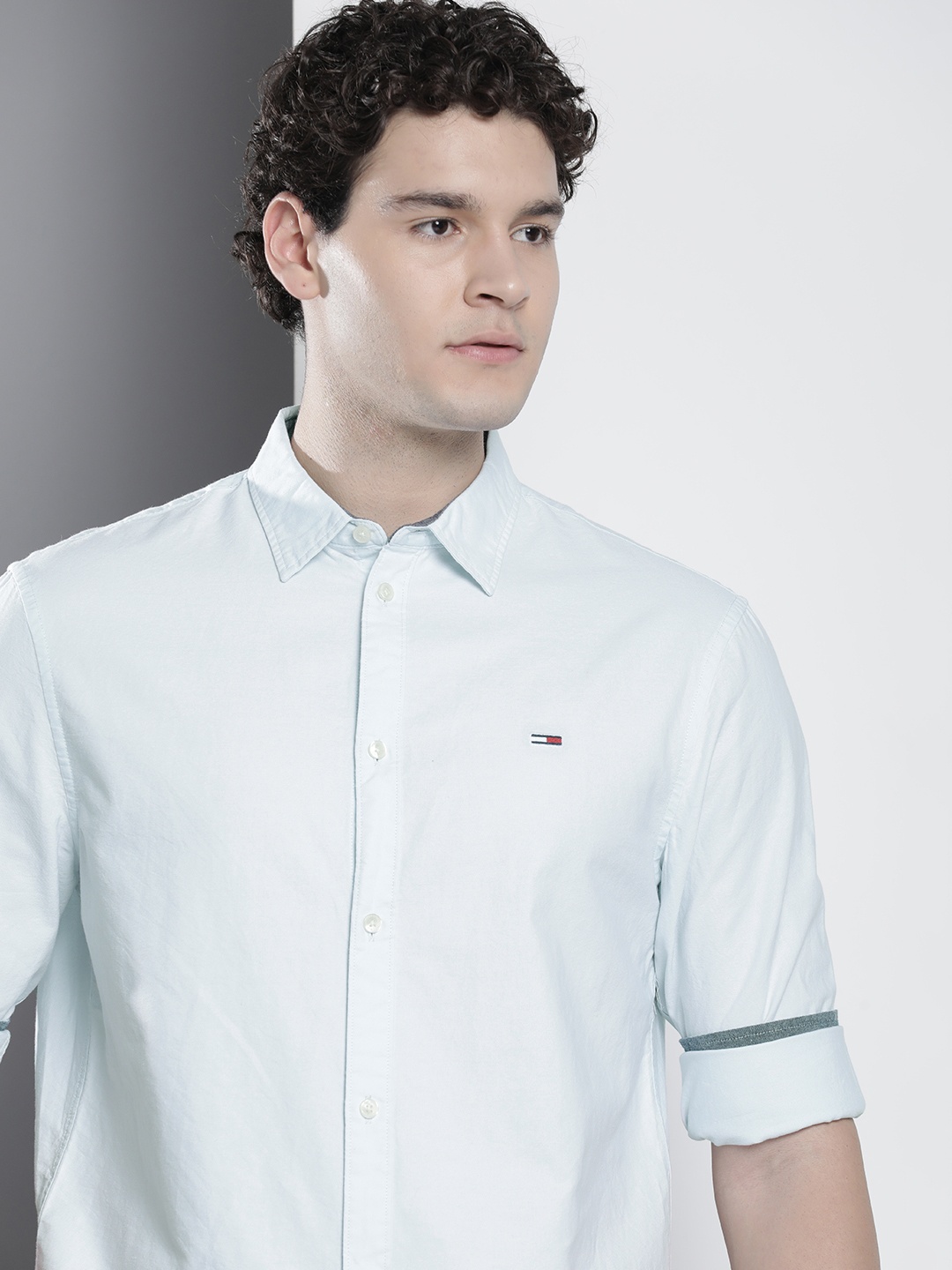 

Tommy Hilfiger Pure Cotton Full Sleeves Solid Casual Shirt, Blue
