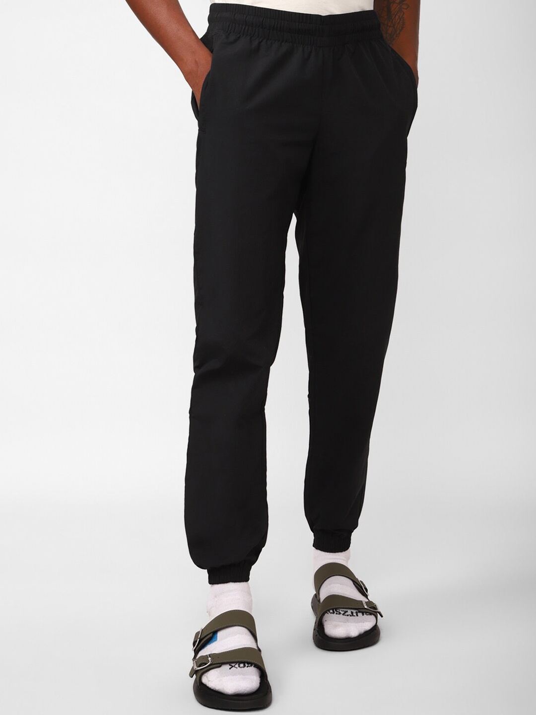 

Reebok Men Graphic-Printed Rbk Classics CL F FR Track Pants, Black