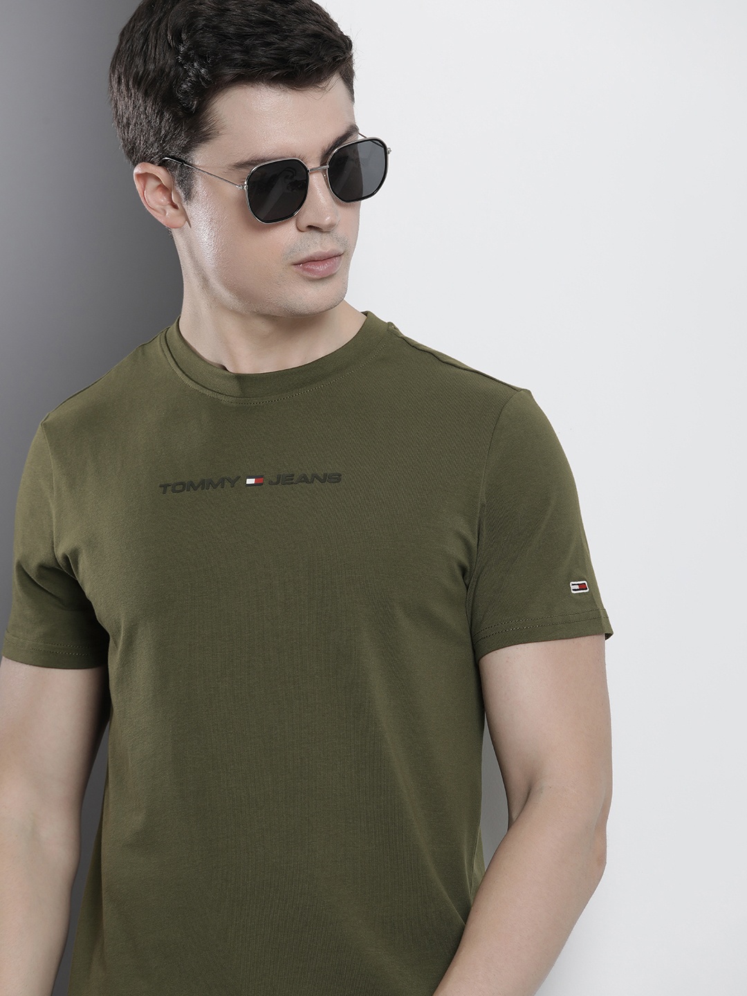 

Tommy Hilfiger Round Neck Slim Fit T-shirt, Olive