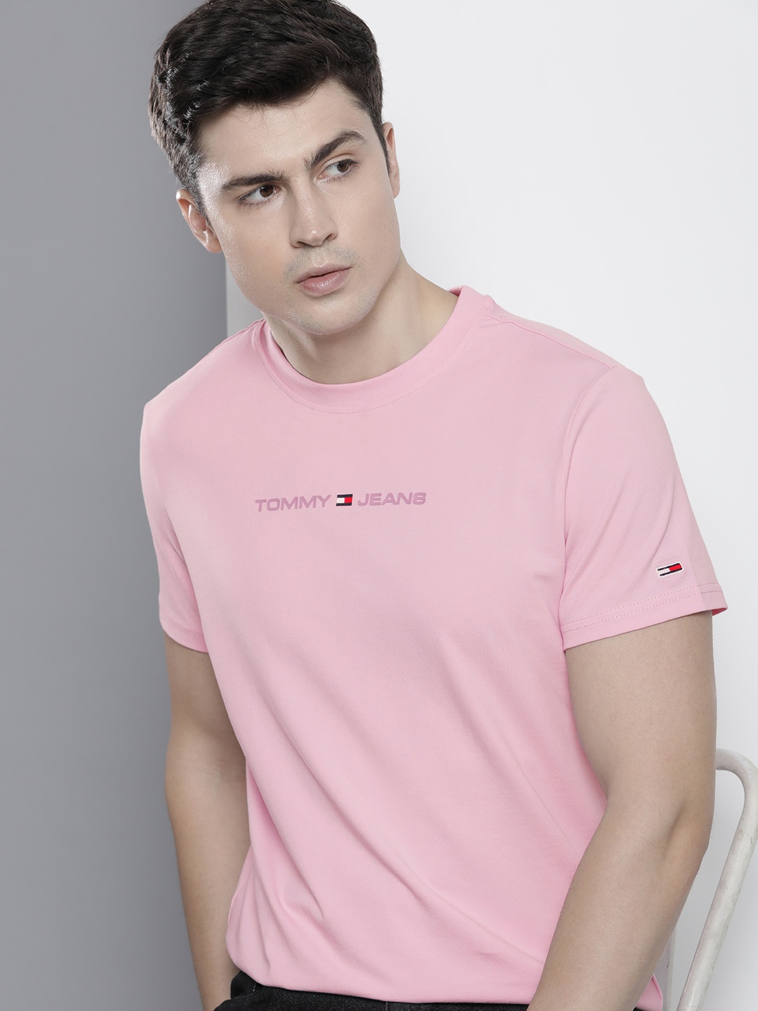 

Tommy Hilfiger Round Neck Slim Fit T-shirt, Pink