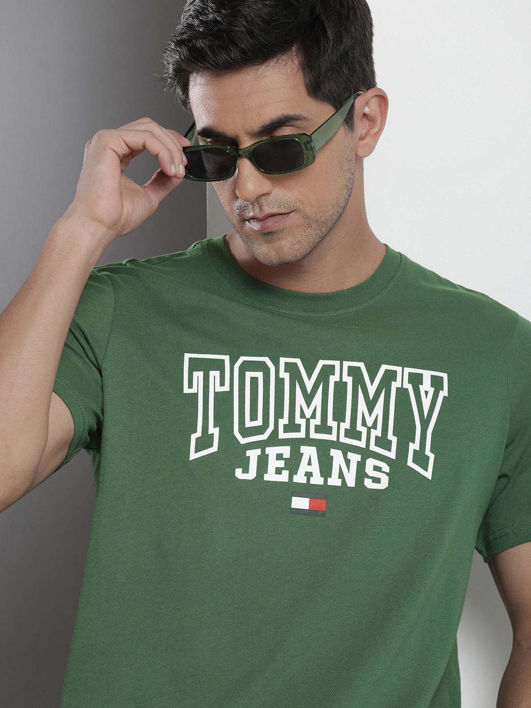 

Tommy Hilfiger Sustainable Brand Logo Printed Pure Cotton T-shirt, Green