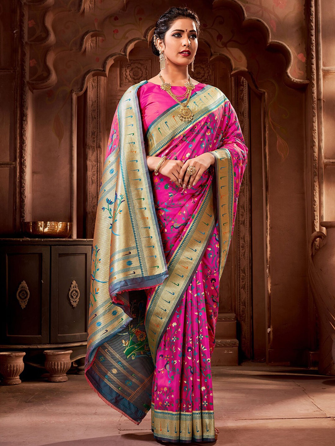 

Mitera Woven Design Zari Paithani Saree, Pink