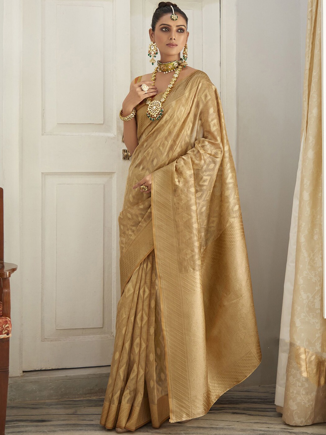 

Mitera Beige & Gold Geometric Zari Tissue Saree With Blouse Piece