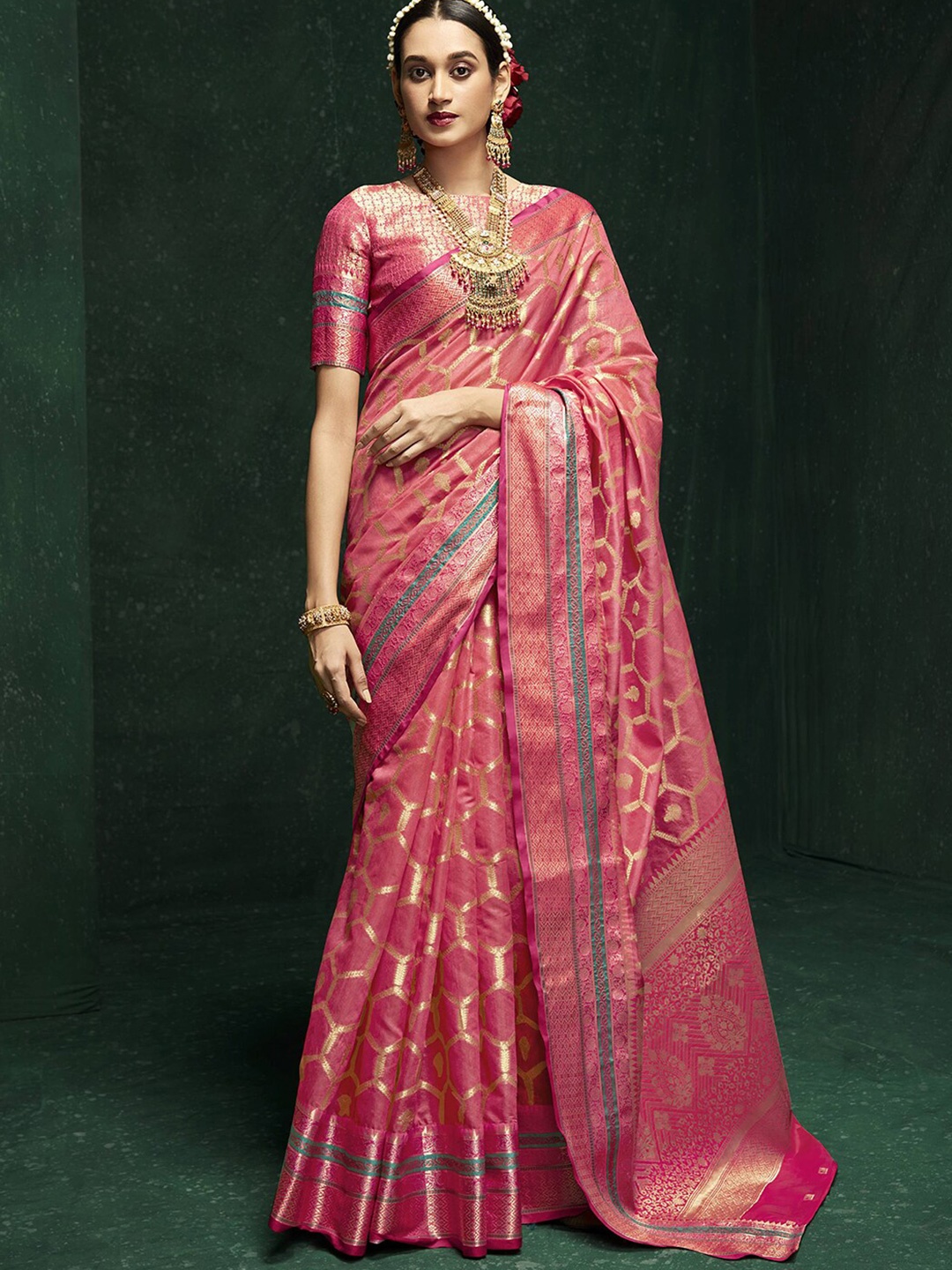 

Mitera Pink & Gold-Toned Woven Design Zari Banarasi Saree