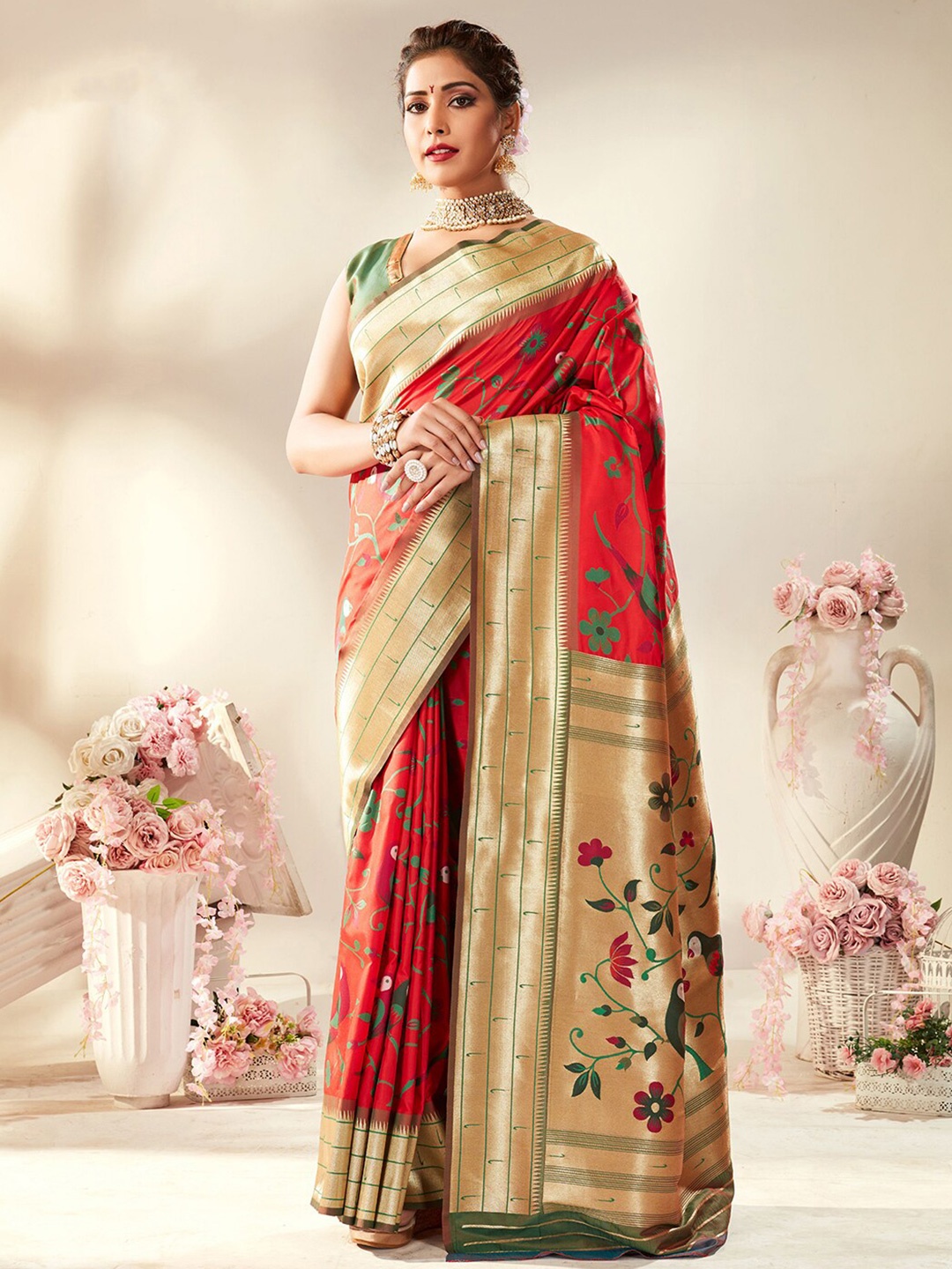 

Mitera Woven Design Zari Art Silk Paithani Saree, Red