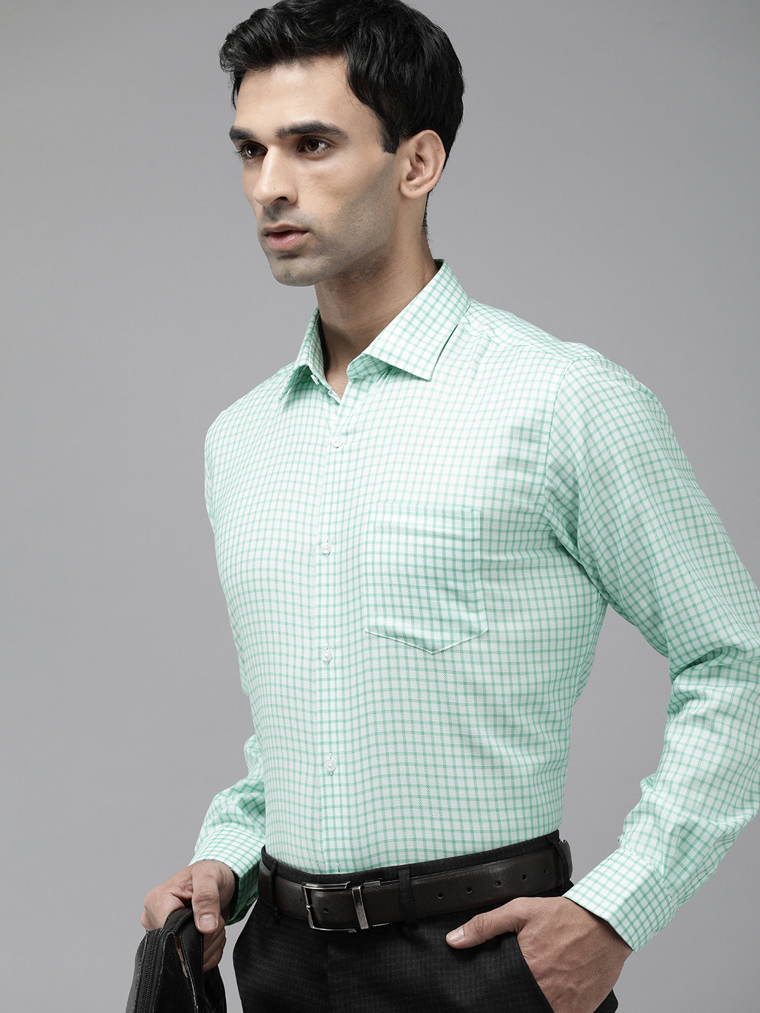 

Van Heusen Pure Cotton Checks Textured Custom Fit Formal Shirt, Green