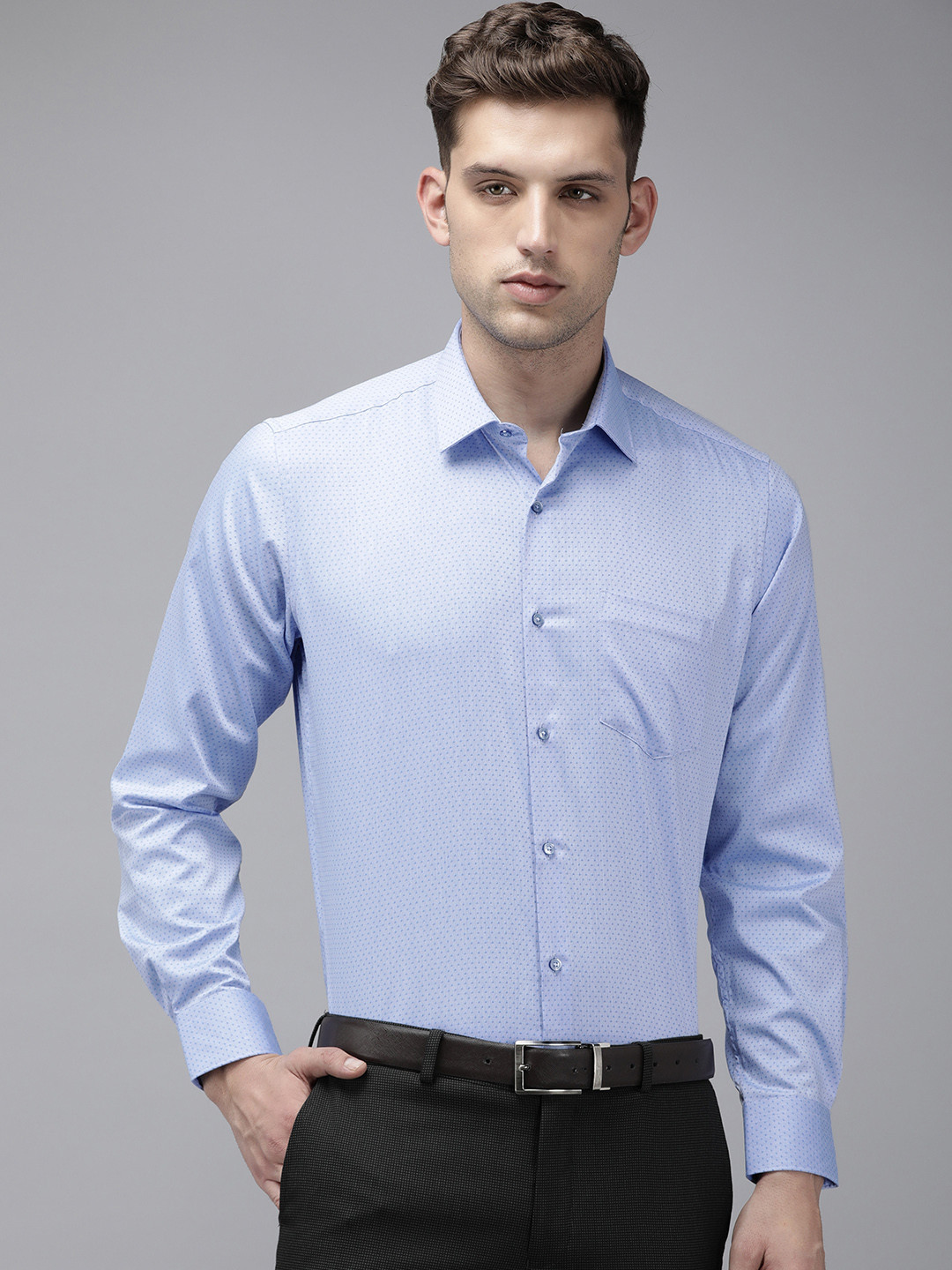 

Van Heusen Custom Fit Textured Pure Cotton Formal Shirt, Blue