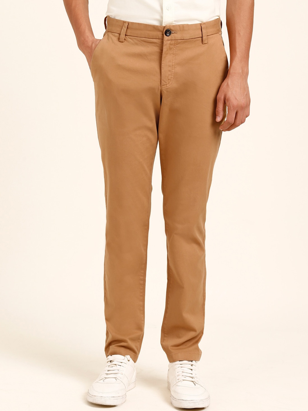 

Andamen Men Ultra Regular Fit Mid-Rise Cotton Trousers, Brown