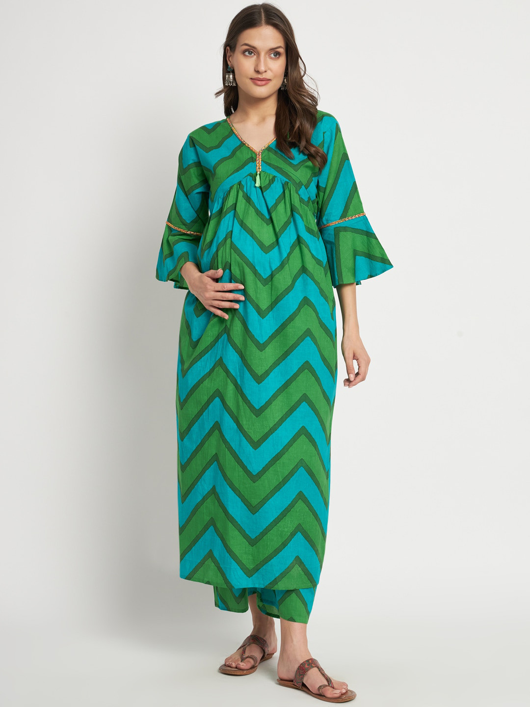 

Aujjessa Chevron Printed Pure Cotton Maternity Kurta With Palazzos, Turquoise blue