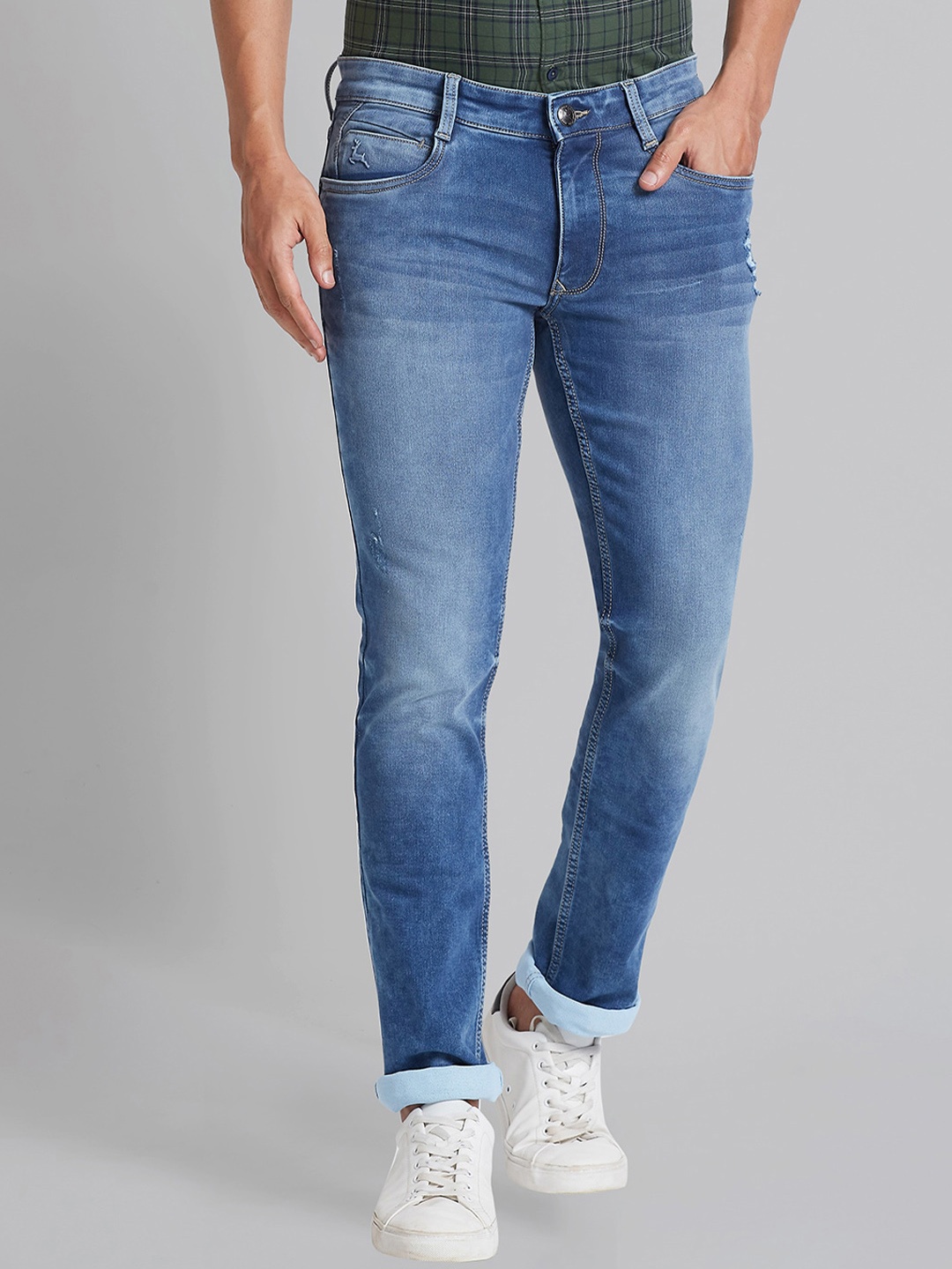 

Parx Men Blue Tapered Fit Low-Rise Clean Look Light Fade Jeans