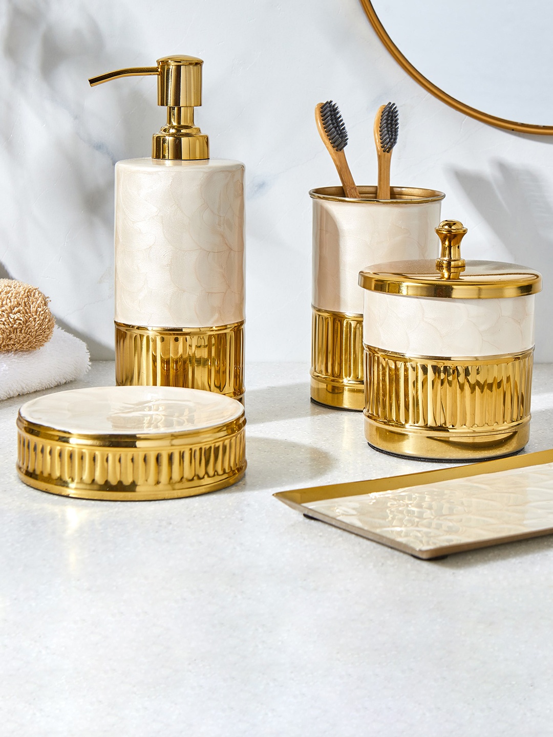 

Home Centre Gold-Toned Panama Ashville Metal Tumbler