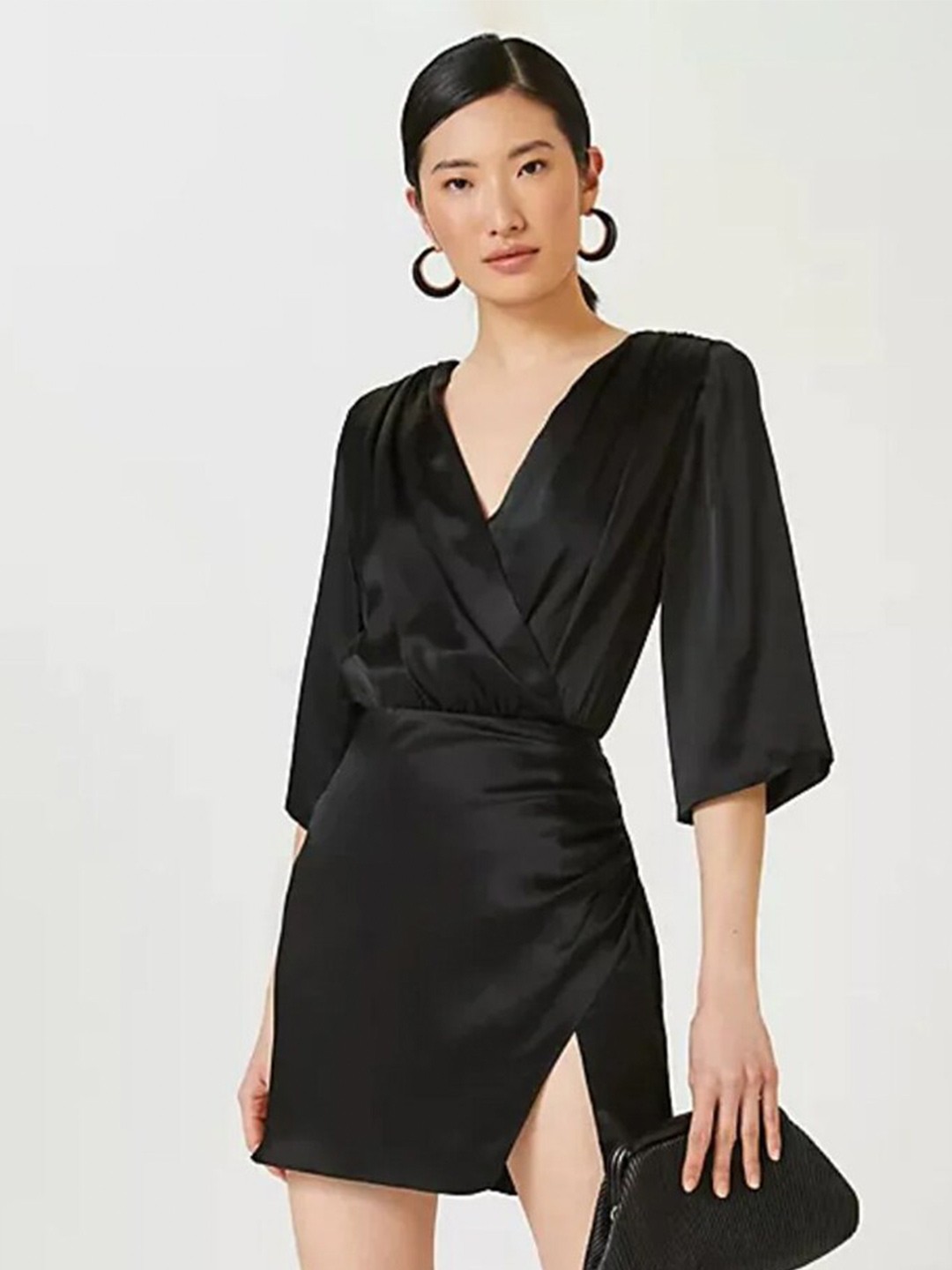 

Styched V-Neck Bell Sleeves Fit & Flare Dress, Black