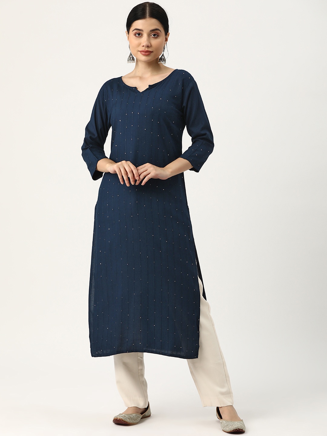 

DIVYANK Embroidered Sequinned Kurta, Navy blue