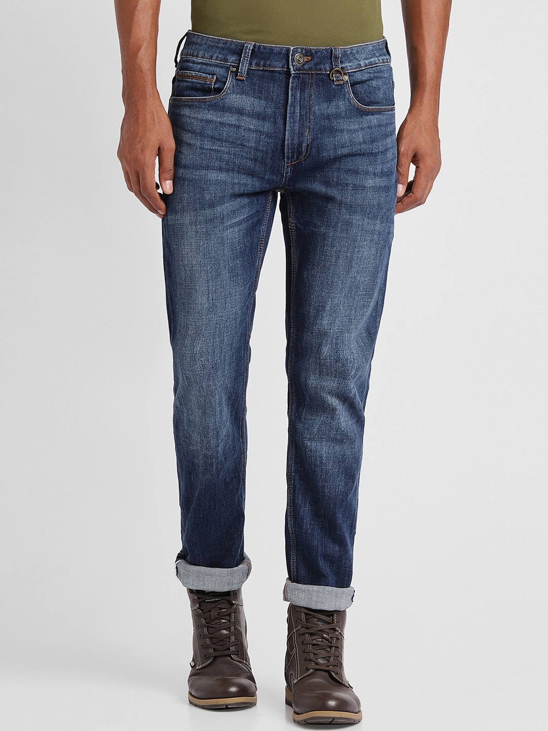 

Peter England Casuals Men Slim Fit Light Fade Clean Look Jeans, Navy blue