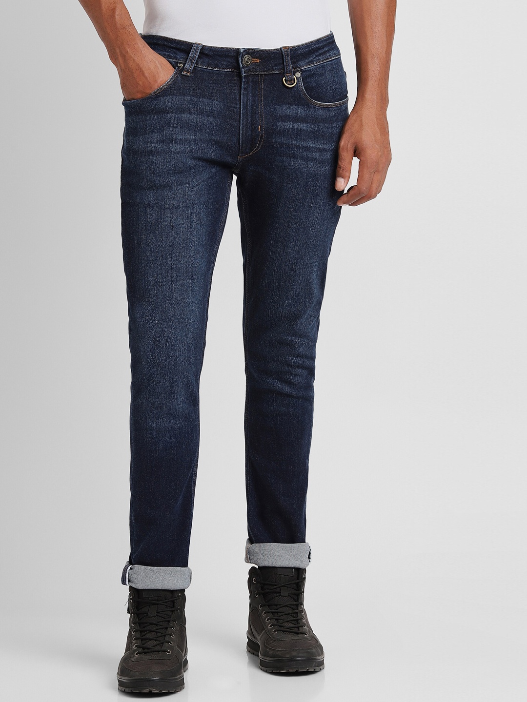 

Peter England Casuals Men Skinny Fit Light Fade Clean Look Jeans, Navy blue