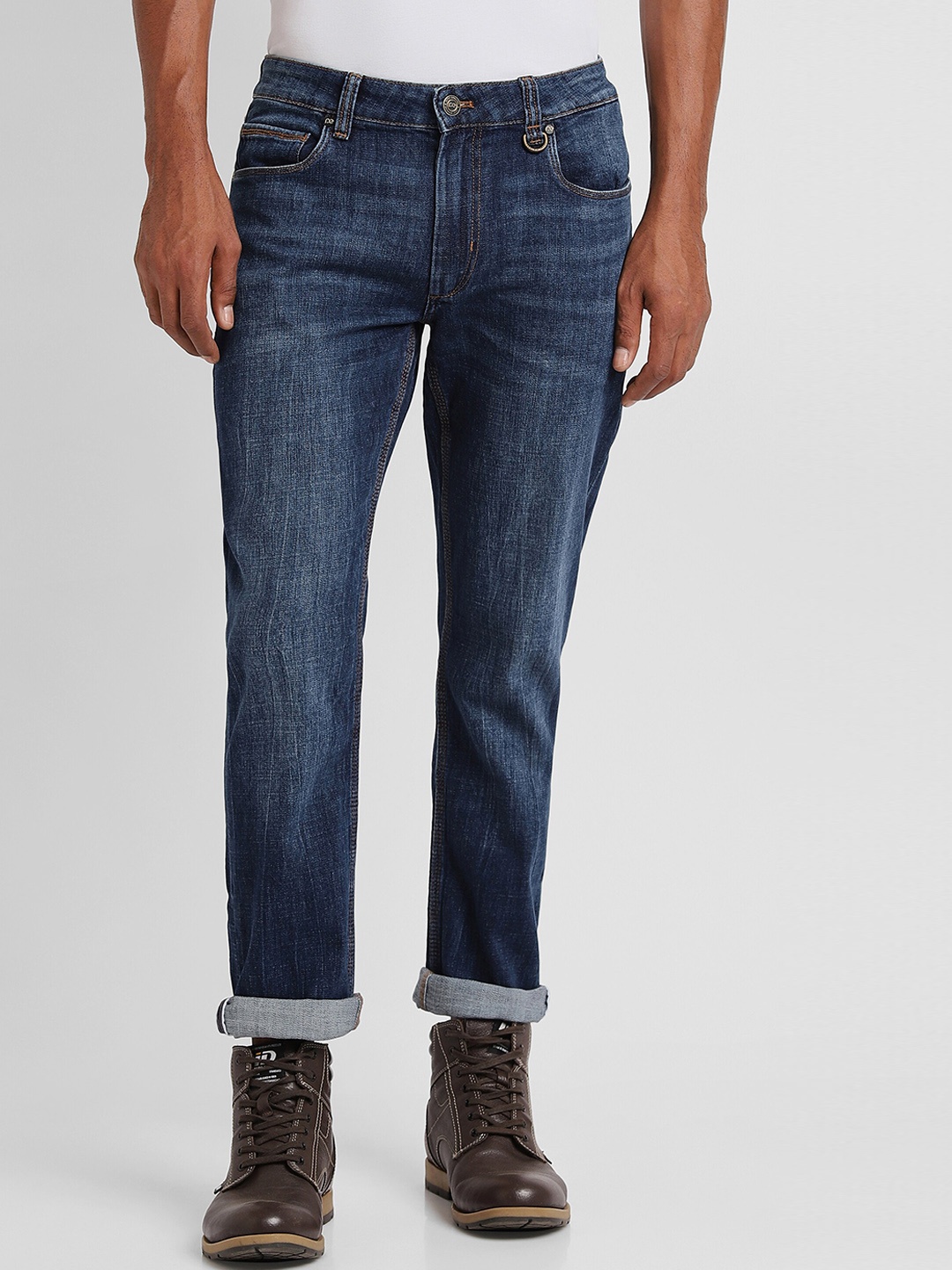 

Peter England Casuals Men Regular Fit Light Fade Clean Look Jeans, Navy blue