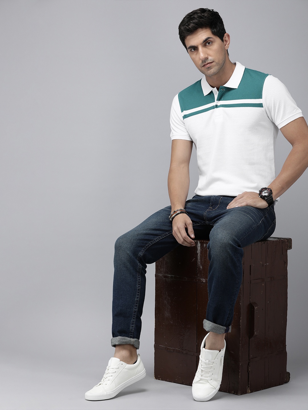 

Roadster Men Colourblocked Polo Collar T-shirt, Green