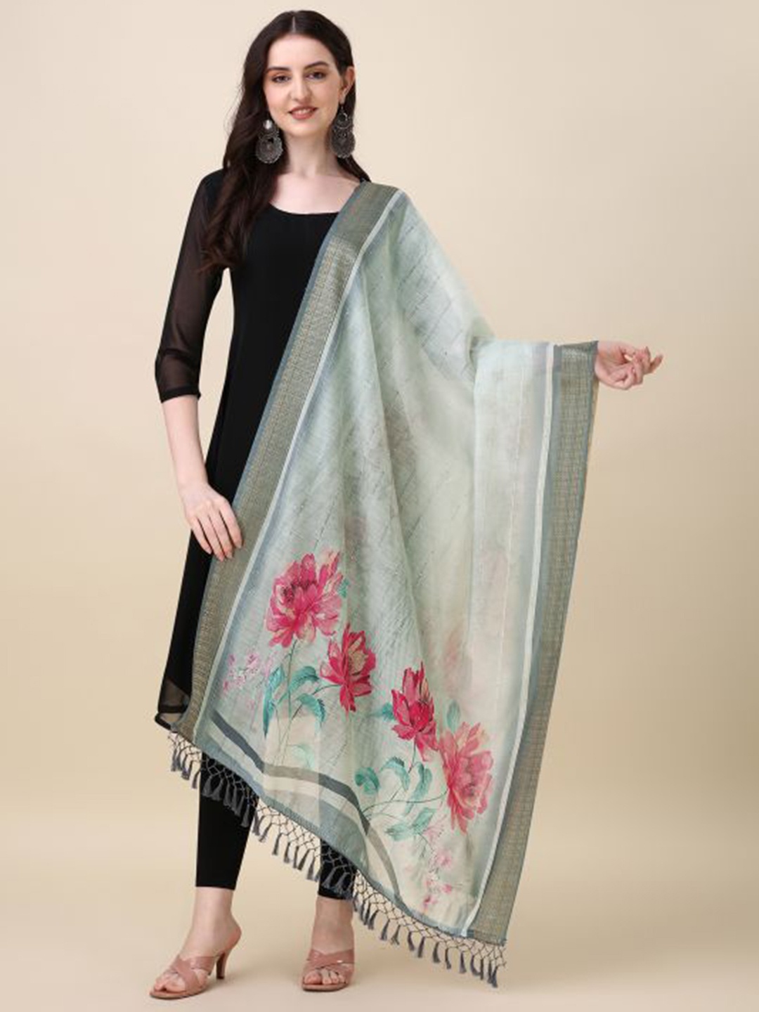 

Dori Floral Printed Sequinned Chanderi Dupatta, Grey