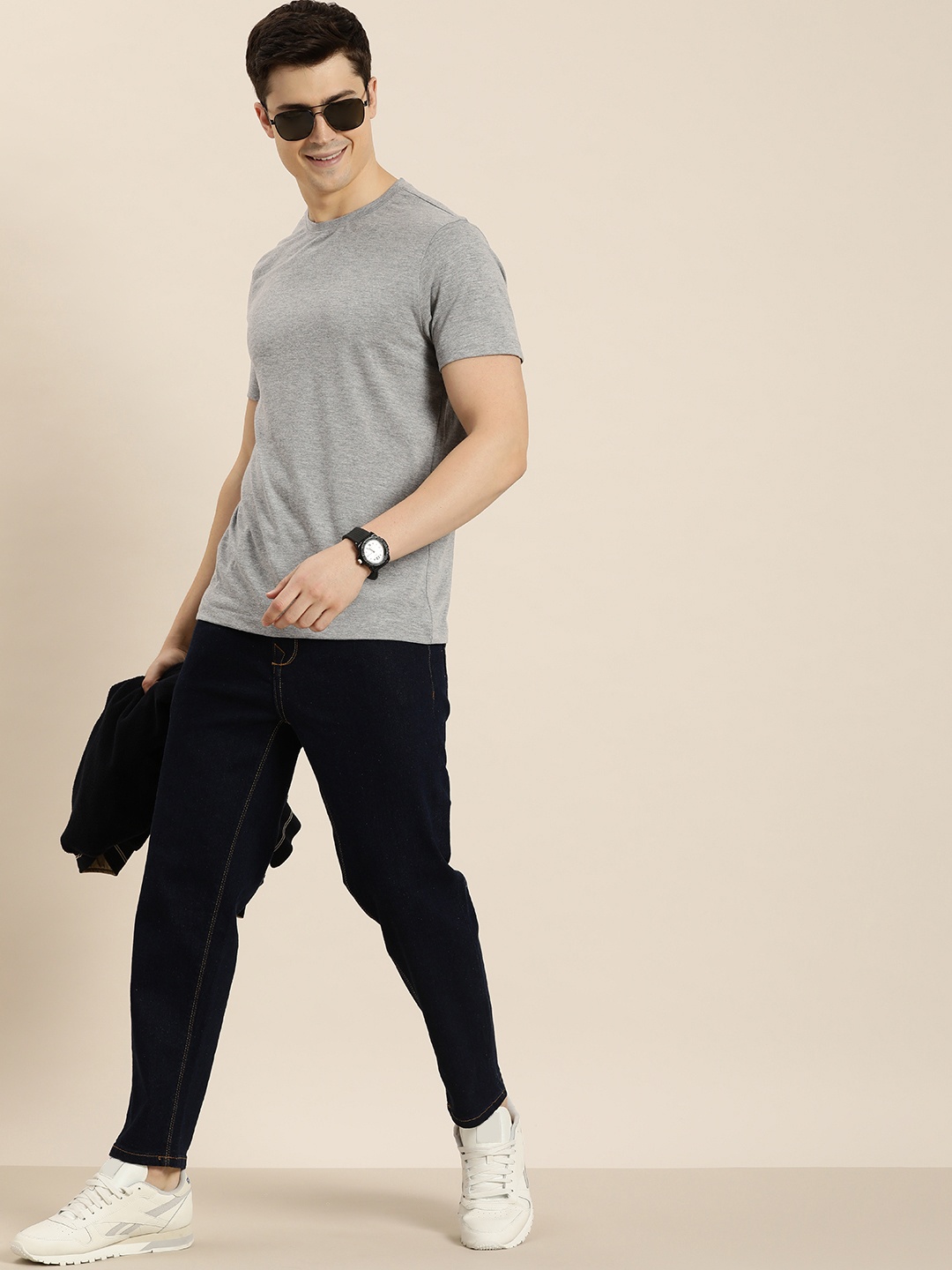 

HERE&NOW Men Solid T-shirt, Grey melange