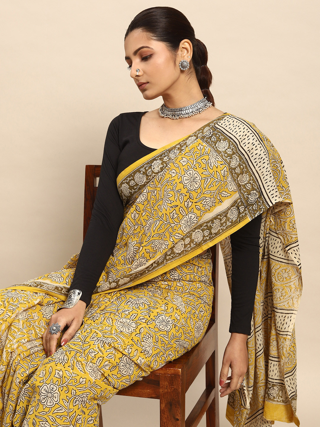 

Taavi Floral Pure Cotton Block Print Saree, Yellow