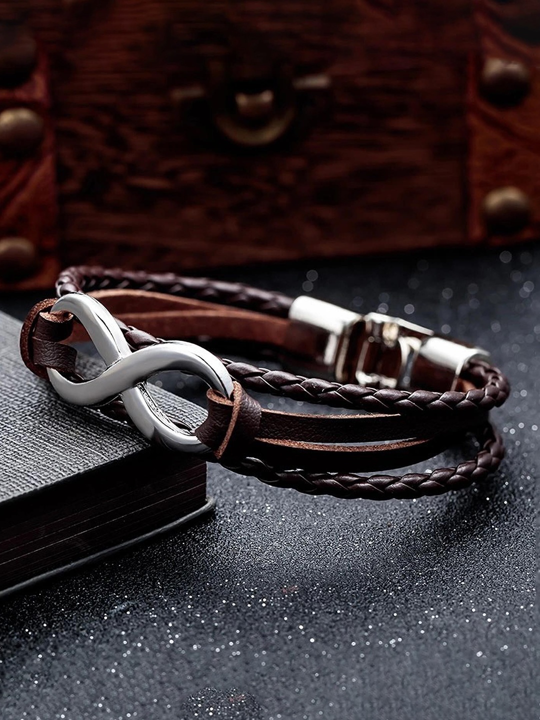 

MYKI Men Multistrand Bracelet, Brown