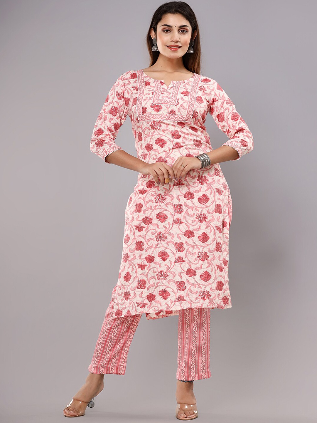 

gvs shoppe Floral Printed Pure Cotton Regular Kurta with Palazzos, Peach