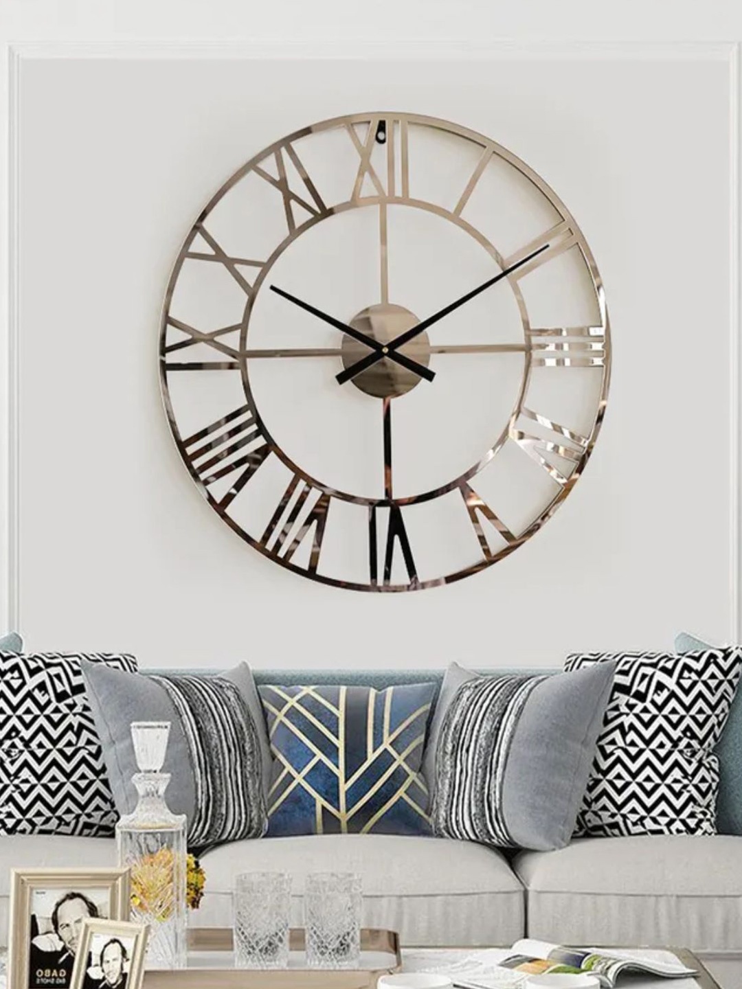 

The Art House Silver Round Shaped Wall Clock