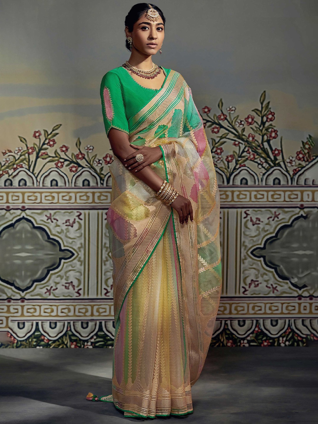 

Mitera Beige & Green Ethnic Motif Brasso Saree With Blouse Piece