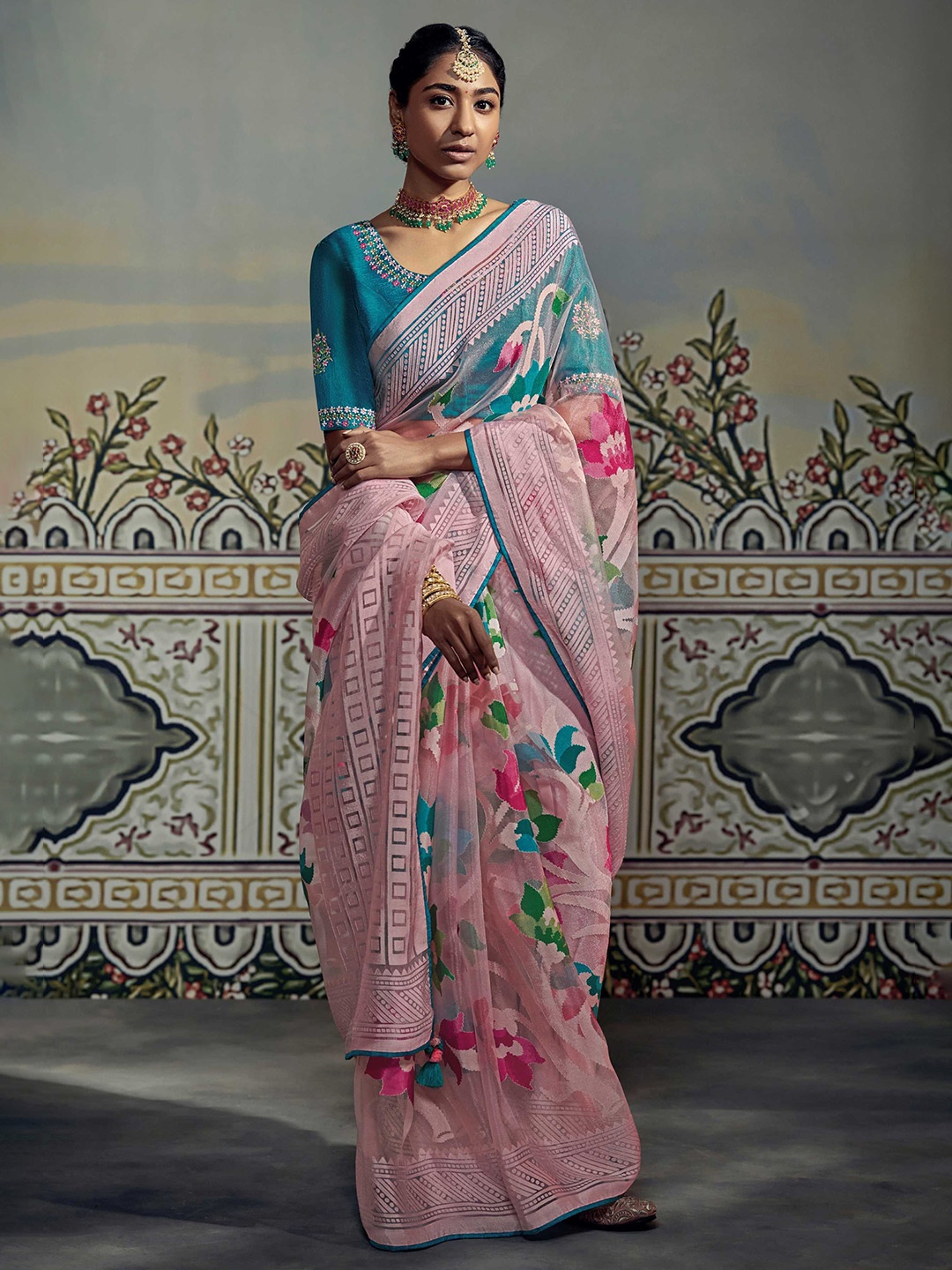 

Mitera Pink & Teal Floral Printed Brasso Saree
