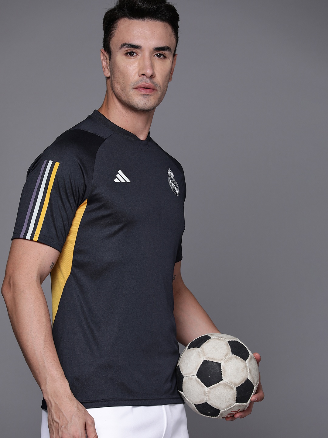 

ADIDAS Men Real TR JSY Slim Fit Football T-shirt, Navy blue