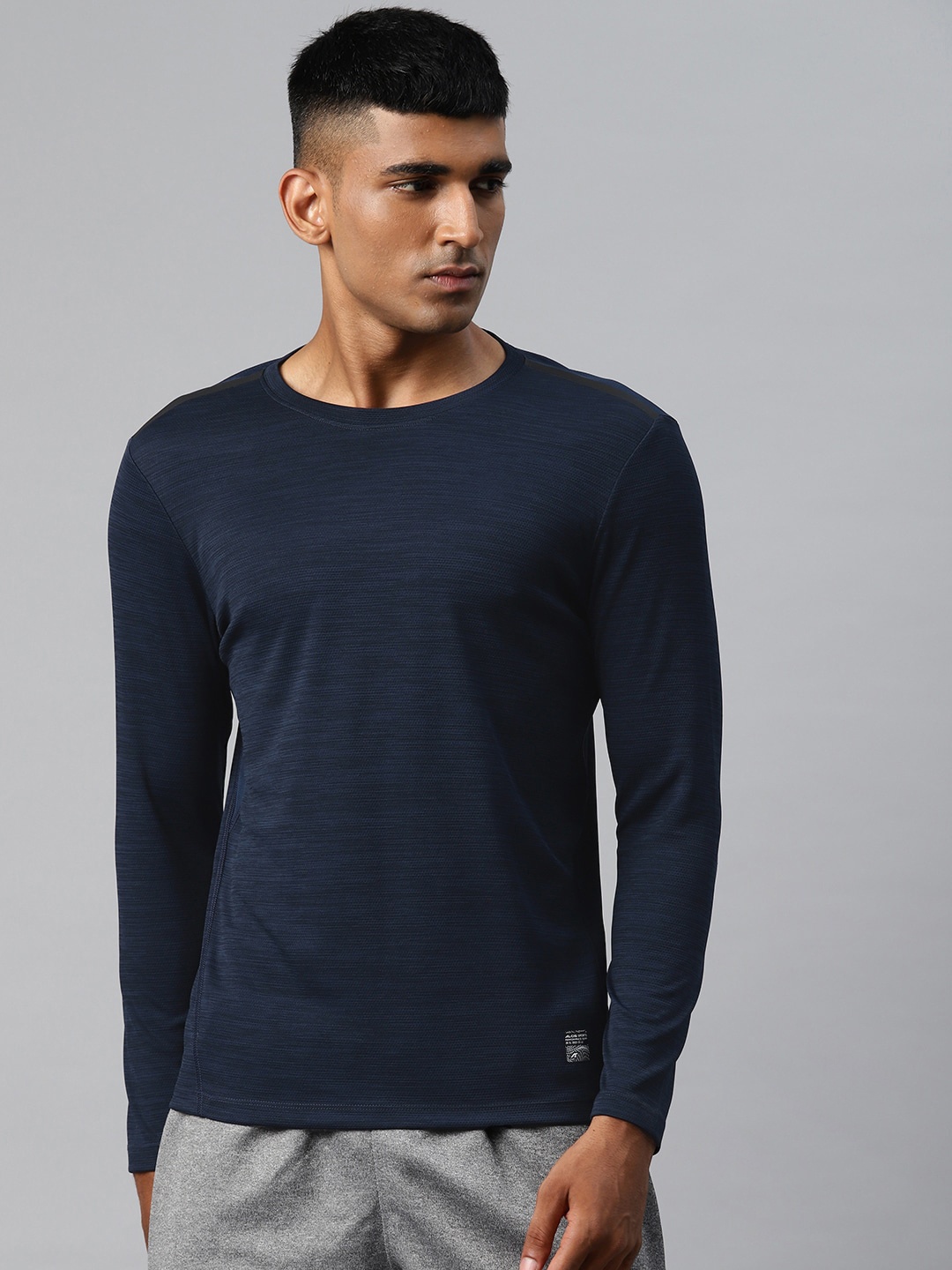 

Alcis Men Dry Tech Slim Fit Sports T-shirt with Reflective Detail, Navy blue