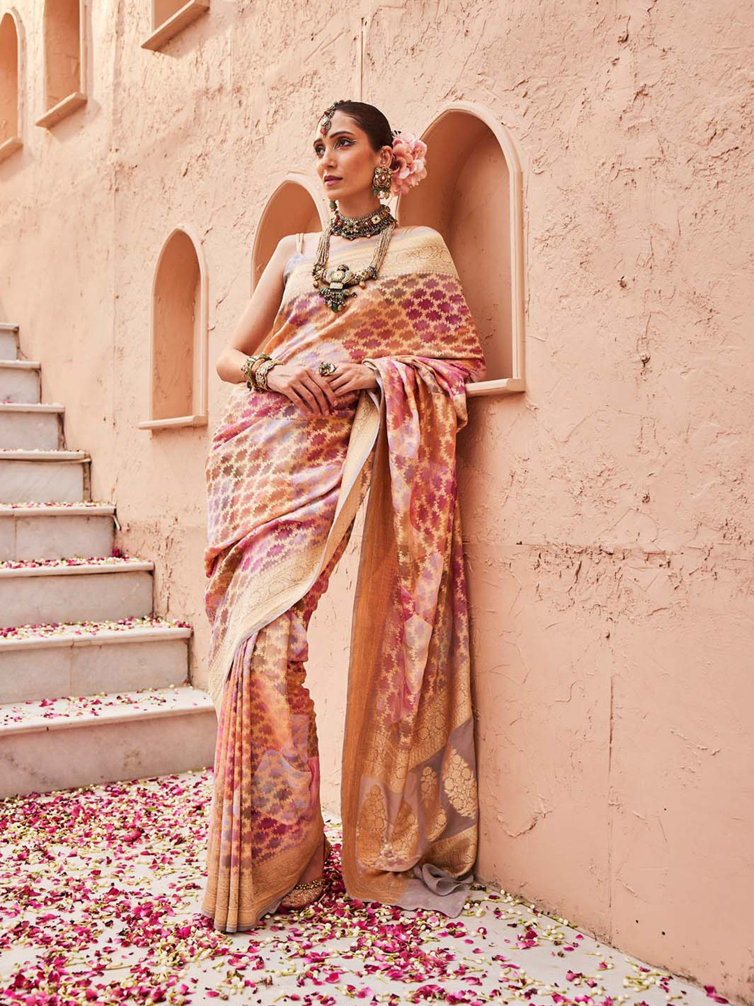 

Meena Bazaar Ethnic Motifs Zari Art Silk Banarasi Saree, Pink