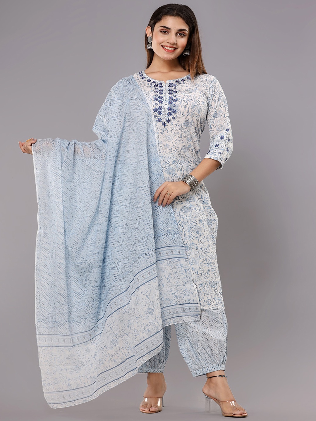 

gvs shoppe Floral Printed Pure Cotton Kurta & Salwar With Dupatta, White